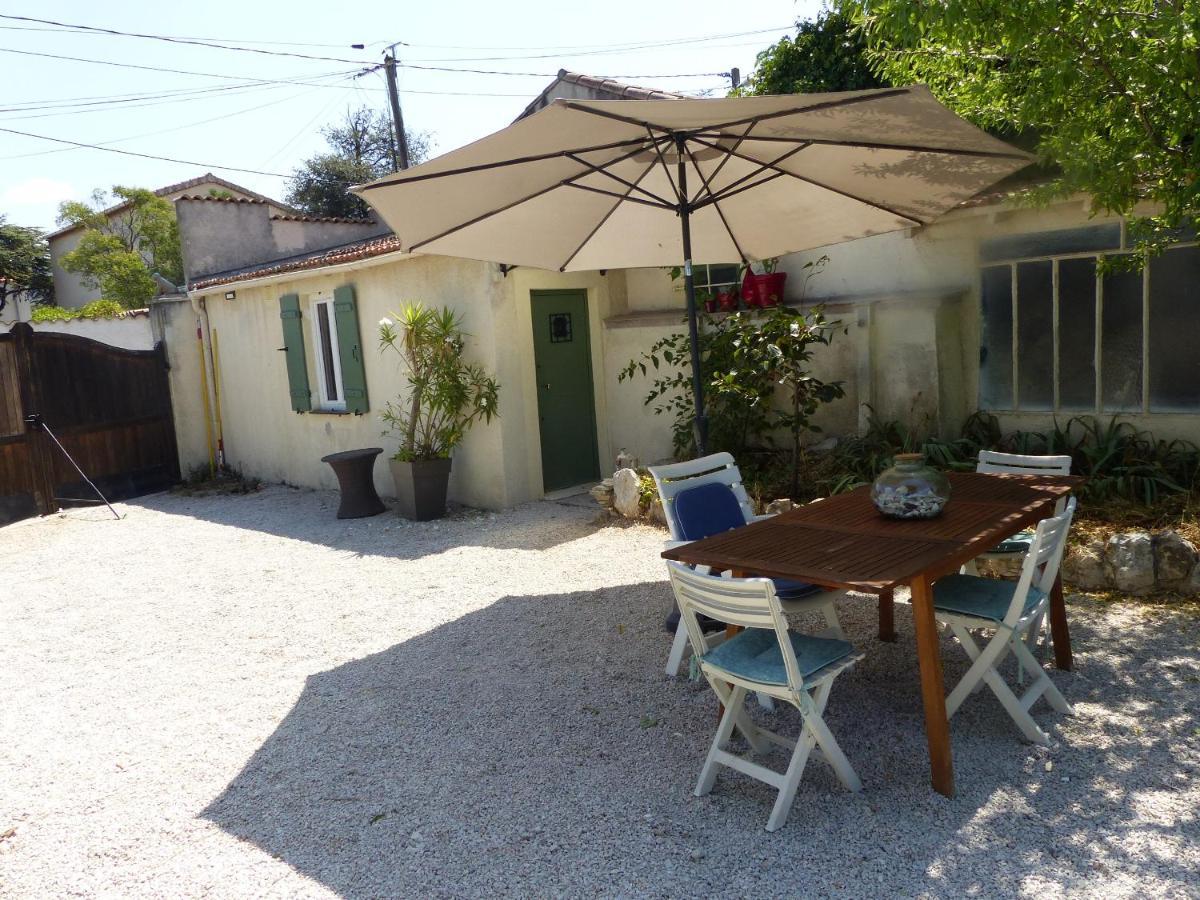 Maisonnette Proche Des Calanques , Les Bruyeres Vila Marselha Exterior foto